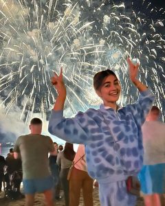  Pooja Hegde south stars welcome 2023 with joy and happiness 