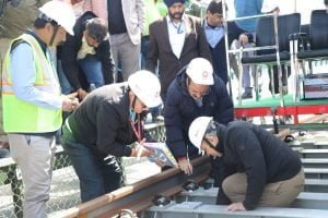 Railway Minister Shri Ashwini Vaishnaw visits Chenab Bridge in Kashmir Valley 