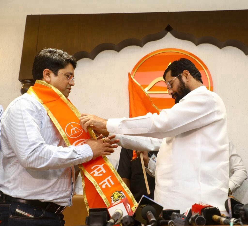 Uddhav Thackeray loyalist leader son joins BJP
