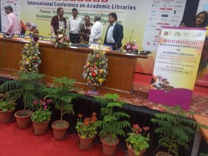Dr. Mayank Trivedi from MS university receives Excellence in Career Award