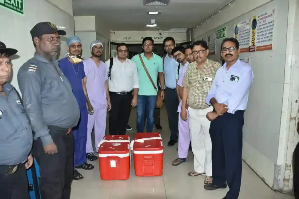  Organs of 24-yr-old brain-dead girl give new life to six in Surat
