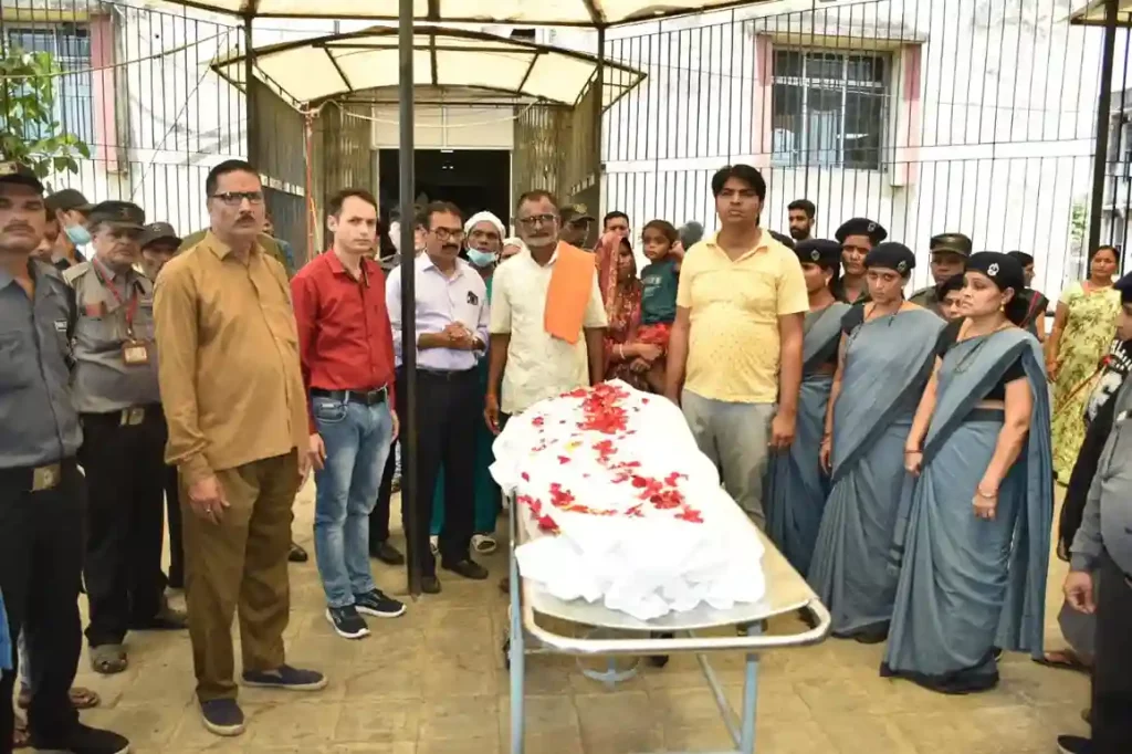  Organs of 24-yr-old brain-dead girl give new life to six in Surat