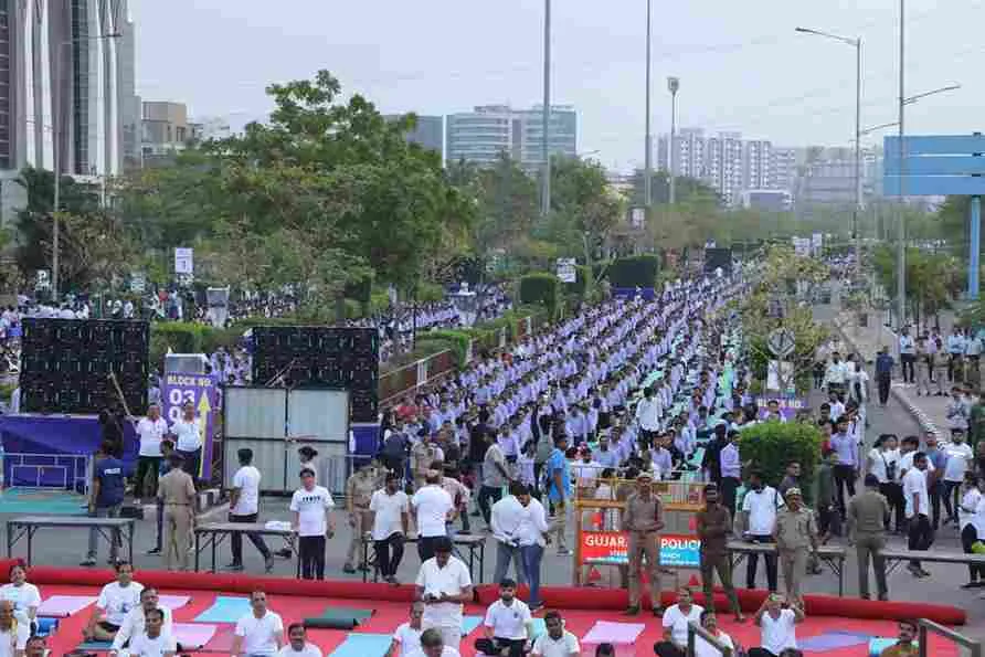  World Yog Day : Surat City created world record in Yog
